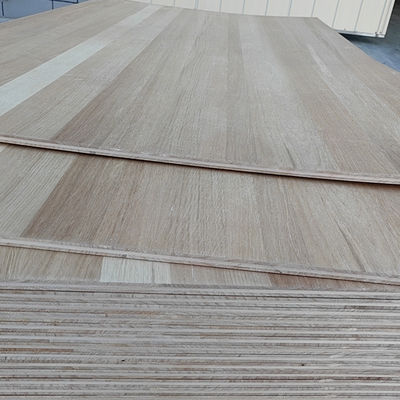 FSC-gecertificeerde 100% 3 mm-50 mm witte eiken veneer panelen met Paulownia houten kernplaat