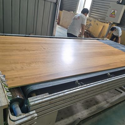 Hoogglanzend UV-coating Popelplaat met FSC-certificering en vochtgehalte 8%-12%
