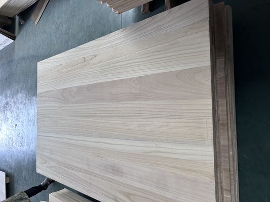 Natuurlijk solide Paulownia-plank Meubelblokken Planken Natuurlijke kleur Moderne ontwerpstijl