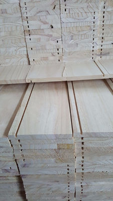 Eco-vriendelijk 2440x1220 of 1200x600 of aangepast Paulownia-bord met natuurlijk hout