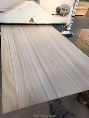 Chinees paulownia massief houten bord in moderne ontwerpstijl voor paulownia planken