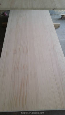 8-12% vochtgehalte Pine Board uit Zeeland voor maatwerk en milieuvriendelijk