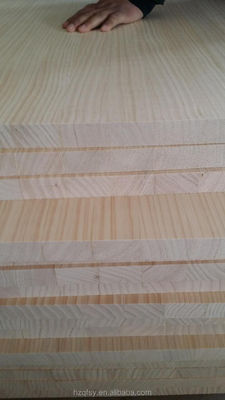 8-12% vochtgehalte Pine Board uit Zeeland voor maatwerk en milieuvriendelijk
