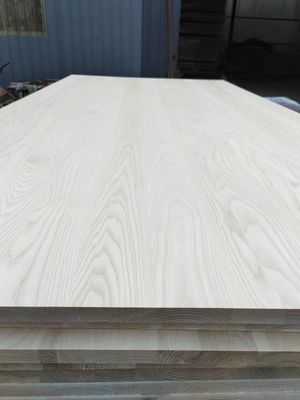Gepersonaliseerd massief aspaneel Natuurlijk of schilderend massief houten paneel Vochtgehalte 8-12%