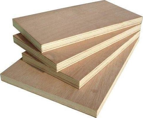 Doppelzijdig decoratief fineerplaat 4x8 Birch Plywood Voor meubels