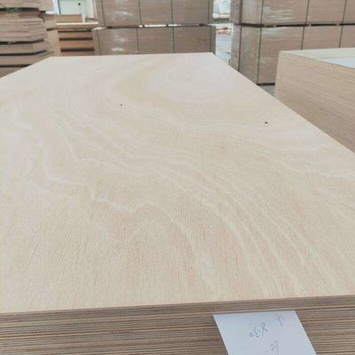 Doppelzijdig decoratief fineerplaat 4x8 Birch Plywood Voor meubels