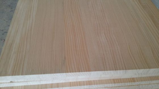 8-12% Vochtgehalte Gemaakt houten plank van dennenvinger voor solide en duurzame constructie