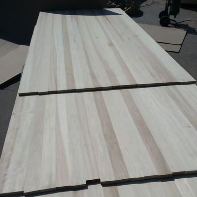 Naverkoopservice E1/E0 Grade Edge Glue Popel Solid Board voor modern interieur Hotel