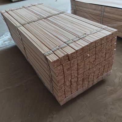 11 mm x 11 mm Houtkamper Paulownia Driehoek Houtstrookjes met vochtgehalte 8%-12%
