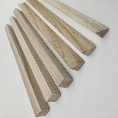 11 mm x 11 mm Houtkamper Paulownia Driehoek Houtstrookjes met vochtgehalte 8%-12%