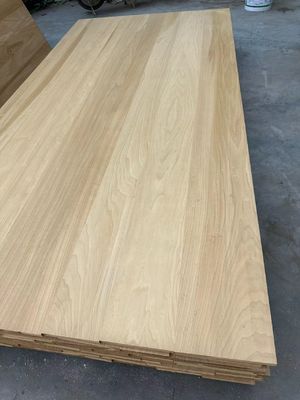 8%-12% Vochtgehalte Moderne ontwerp Solid Wood Paulownia Board voor meubels 3-50mm