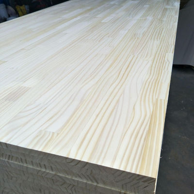 2440*1220mm Vochtgehalte 8%-12% massief hout decoratief materiaal