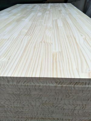 2440*1220mm Vochtgehalte 8%-12% massief hout decoratief materiaal