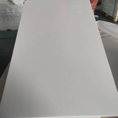 Afgewerkte op maat gemaakte kleuren Pine Wood Panel Decorative Wood Panels for Commercial Spaces