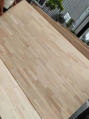 Finger Joint Board Pine Wood Board met E0 E1 Environmental Glue 2440x1220mm