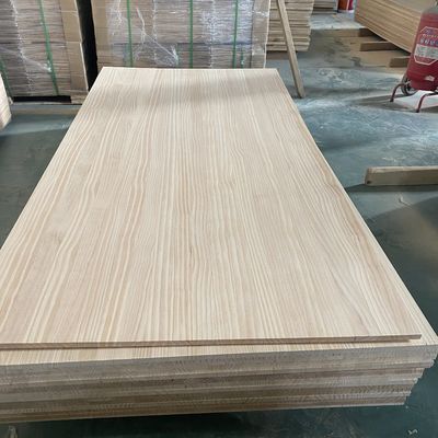 Solid Wood Panel Pine Timber Glue Joint Panel in traditioneel ontwerp Dikte 6-35 mm
