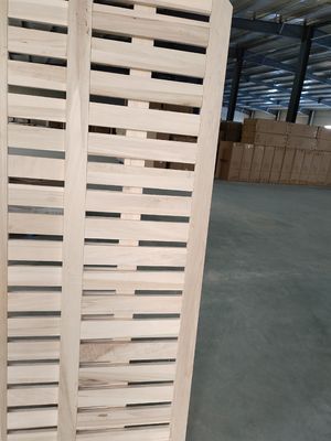 Vochtgehalte 8%-12% Populaire blomme en hout slaten bedkramen voor een luxe slaap