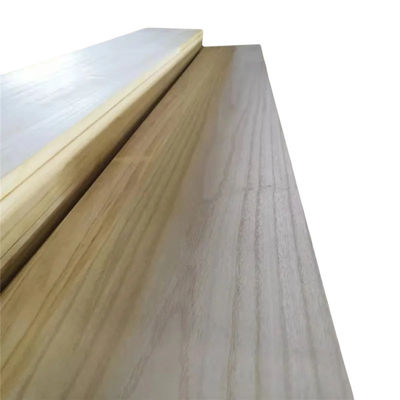 Paulownia Ruw gedroogd hout Zaaghout voor de bouw Houten planken Massivhouten planken