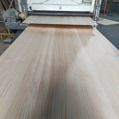 Traditionele ontwerpstijl 5 mm massief houten paneel Pine Board voor op maat gemaakte projectoplossingen
