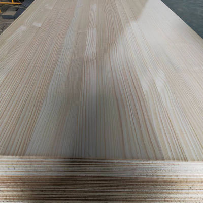 2440x1220mm Customized Traditionele stijl Solid Wood Board Radiata Pine Board