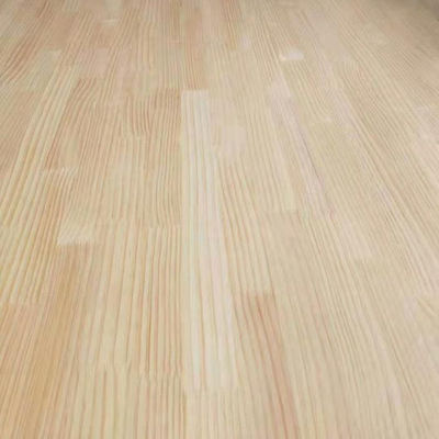 Finger Joint Board Afgesloten en schoon oppervlak voor dennenpauwnooi popel rubber hout
