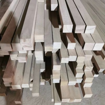 Persoonlijke afmeting 3-50 mm Paulownia houten banden voor projectoplossingen Vochtgehalte 8%-12%