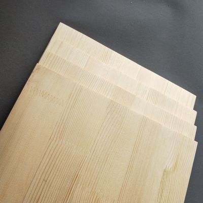 Goud van dennenhout Hout van modern ontwerp Finger Joint Board Natuurlijke kleur