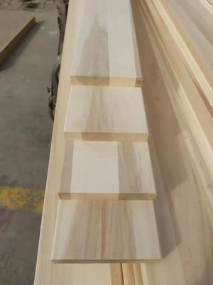 Natuurlijke kleur of gebleekt massief houten panelen Popelbed slaten voor projectoplossingen