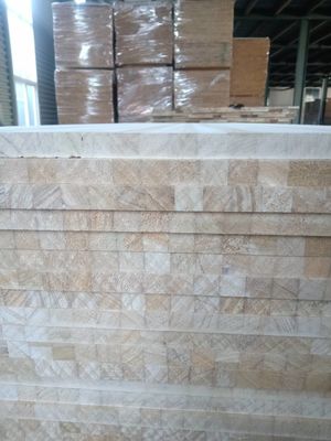 Paulownia Kiri Hout FSC gecertificeerd Natuurlijke kleur 1500x480x12mm