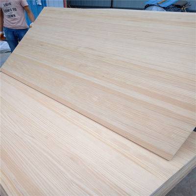 Traditionele ontwerpstijl Zeelandse pijnboombladen met een dichtheid van 480-550 kg/m3