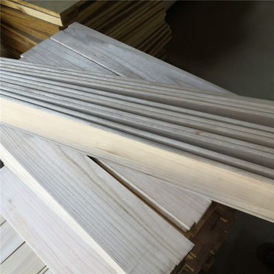100-1220 mm Breedte Paulownia Solid Wood Panel Snowboard Kernplaat voor dikte 3-50 mm
