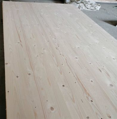 Vochtgehalte 8-12% Geslepen glad oppervlak Sparrow Lumber Duurzaam