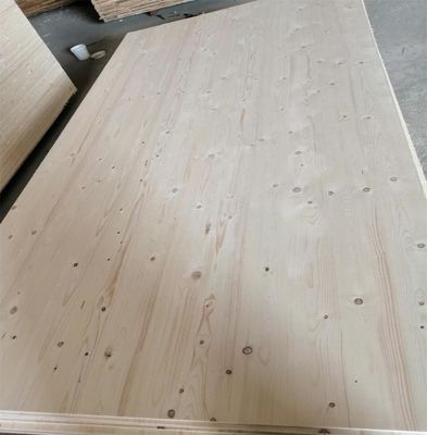 Vochtgehalte 8-12% Geslepen glad oppervlak Sparrow Lumber Duurzaam