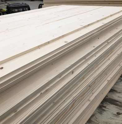 Vochtgehalte 8-12% Geslepen glad oppervlak Sparrow Lumber Duurzaam