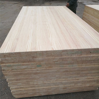 A-klasse Russische solide dennenplanken voor hout ambachten Traditionele werkplaats stijl