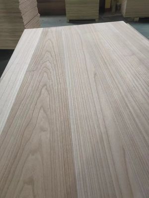 Natuurkleurige meerlagige massief houten panelen Drielagig Paulownia-bord voor deuren