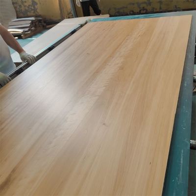 Gratis reserveonderdelen met ingebakken massief houten meubelpaneel