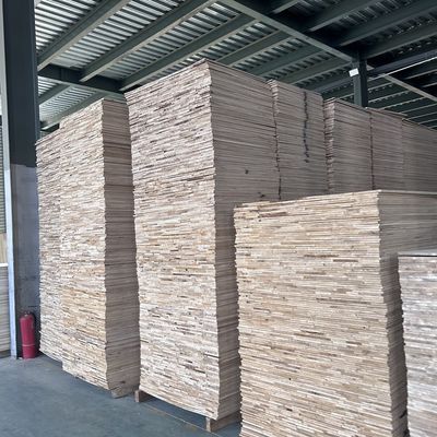 Op maat gemaakt 2440x1220 of 1200x600 massief houten plaat met vochtgehalte van 8%-12%