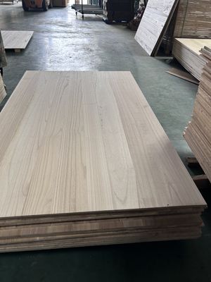 Vochtgehalte 8%-12% Moderne design hout paulownia voor begrafenisvoorzieningen markt