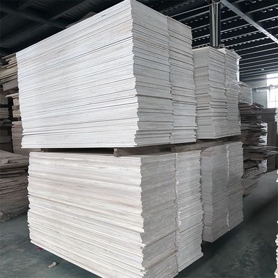 Gratis reserveonderdelen Paulownia Houten platen Paulownia Houten kern Vochtgehalte 8%-12%