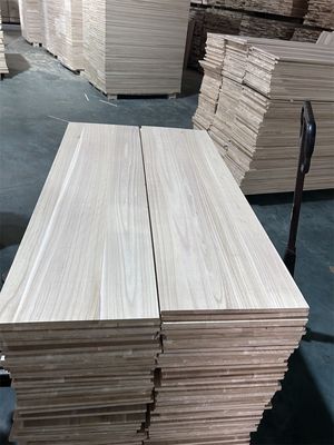 Gratis reserveonderdelen Paulownia Houten platen Paulownia Houten kern Vochtgehalte 8%-12%