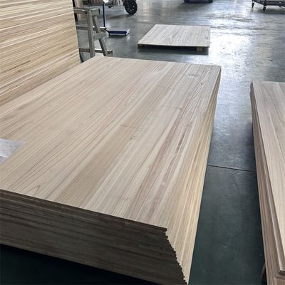 Home Projectoplossingscapaciteit Anderen Paulownia Massivhout Board Paulownia Hout Importeur