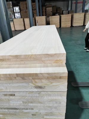 Naverkoopservice Meerdere lagen Paulownia houten plaat A/B voor retourzending en vervanging