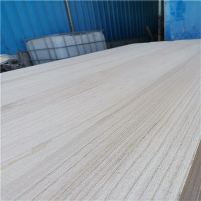 Solid Glue Wood Board voor op maat gemaakte projectoplossingen milieuvriendelijke Chinese Paulownia