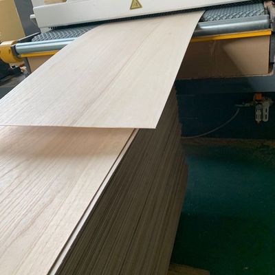 Projectoplossingscapaciteit 1,5 mm dun houten paneel met gratis onderdelen gegarandeerd