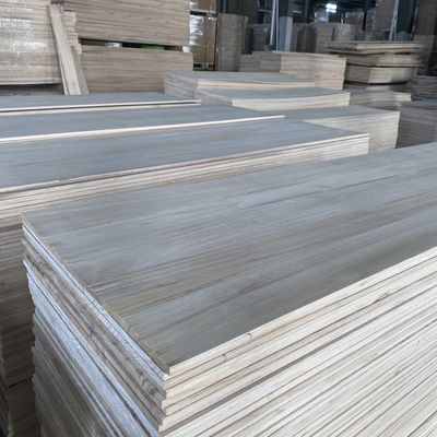 Bouwhout thuis Dichtheid 8 mm Paulownia houten planken met Dichtheid 280-300kgs/cbm