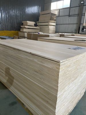 Gepersonaliseerde grootte Hout rand lijm Paulownia planken 1220x2440 voor terugkeer en vervanging