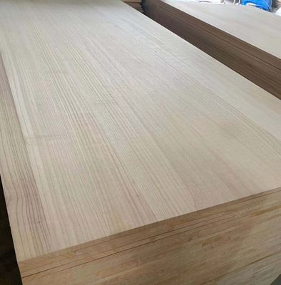 FSC 100% gecertificeerd 3mm-50mm Paulownia houten plaat voor de vervaardiging van meubels op maat
