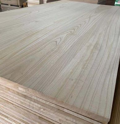 FSC 100% gecertificeerd 3mm-50mm Paulownia houten plaat voor de vervaardiging van meubels op maat
