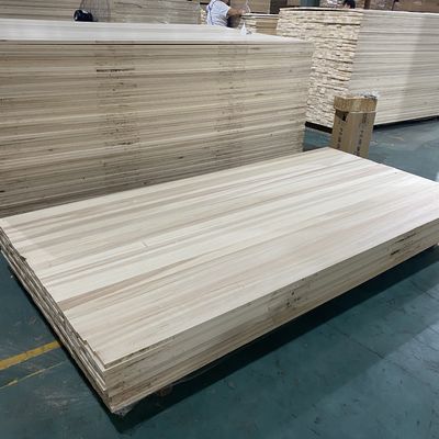 280-300 kg/cbm Dichtheid Paulownia houten panelen in maat voor milieuvriendelijke meubels